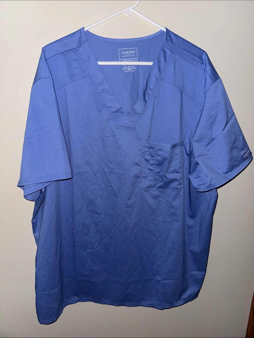 Cherokee Men’s Blue V-Neck Scrub Top